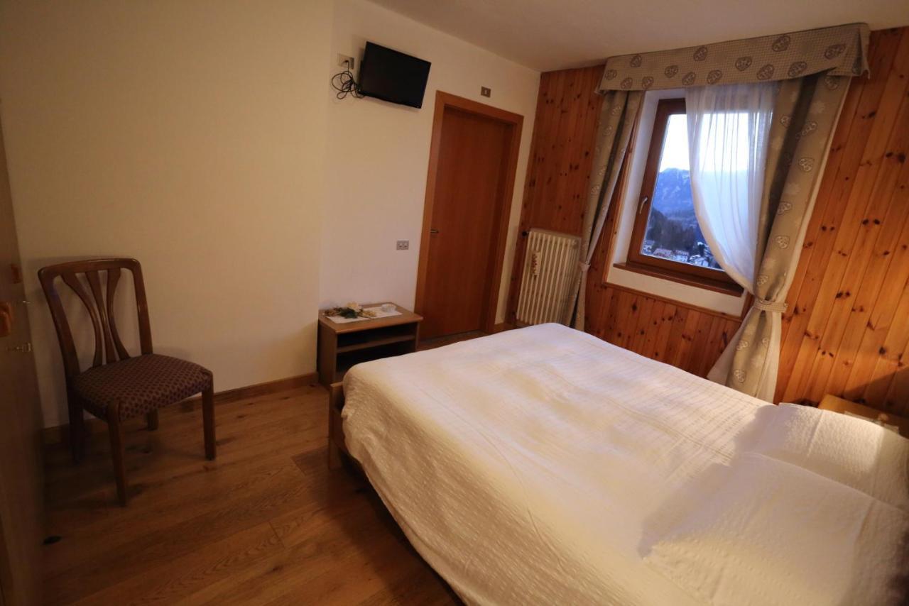 Garni Miravalle Moena Buitenkant foto